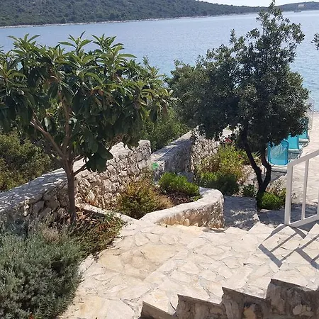 Adria Garden